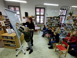 Seznámení s oddělením pro děti, zdroj: Městská knihovna v Českém Krumlově