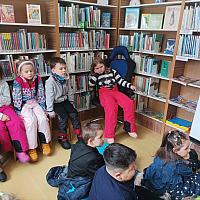 Návštěva dětí na pobočce Plešivec, zdroj: Městská knihovna v Českém Krumlově (2/9)