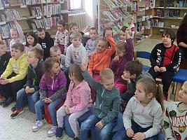 Předškoláci na oddělení pro děti, zdroj: Městská knihovna v Českém Krumlově (3/27)
