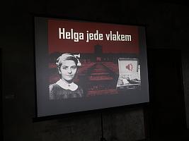 Helga jede vlakem, zdroj: Městská knihovna v Českém Krumlově (4/19)