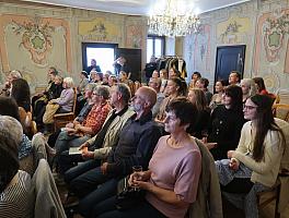 Ještě jednou Tě potkat, zdroj: Městská knihovna v Českém Krumlově (10/22)