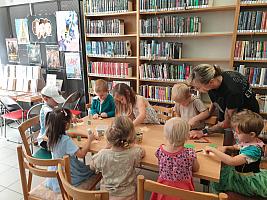 Děti z RC Krumlík na pobočce Mír, zdroj: Městská knihovna v Českém Krumlově (10/18)