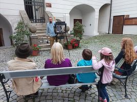 Vernisáž minivýstavy grafik Marka Borsanyiho, zdroj: Městská knihovna v Českém Krumlově (2/4)