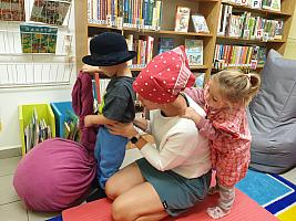 Dětská skupina Střapatá smečka na Míru, zdroj: Městská knihovna v Českém Krumlově (1/12)