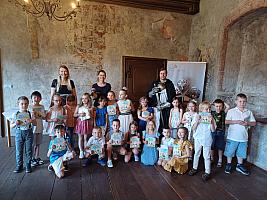 Vzdělávací programy pro školy a školky, zdroj: Městská knihovna v Českém Krumlově (10/11)