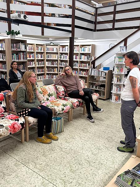 Děti, mobil a tablet: ano? ne? jak?, zdroj: Městská knihovna v Českém Krumlově, foto: Městská knihovna v Českém Krumlově (5/6)