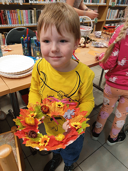 Tvoření s Kájou na Míru 2. 10. 2025, zdroj: Městská knihovna v Českém Krumlově, foto: Městská knihovna v Českém Krumlově (5/18)