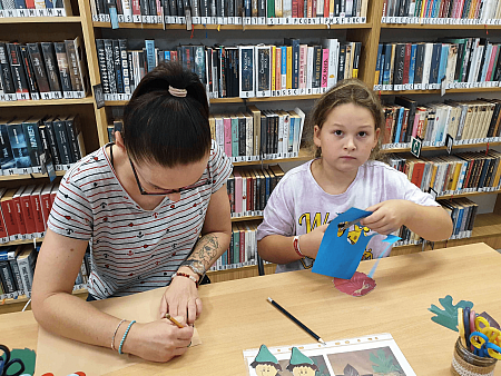 Tvoření s Kájou na Míru 2. 10. 2025, zdroj: Městská knihovna v Českém Krumlově, foto: Městská knihovna v Českém Krumlově (14/18)