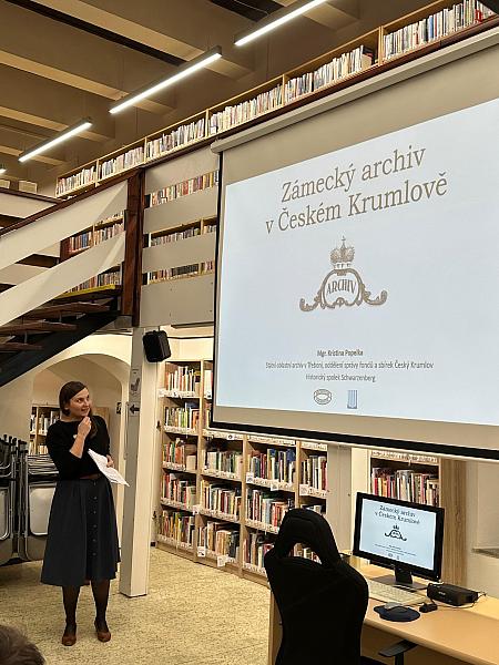 Poutavá přednáška o českokrumlovském zámeckém archivu, zdroj: Městská knihovna v Českém Krumlově, foto: Městská knihovna v Českém Krumlově (1/14)