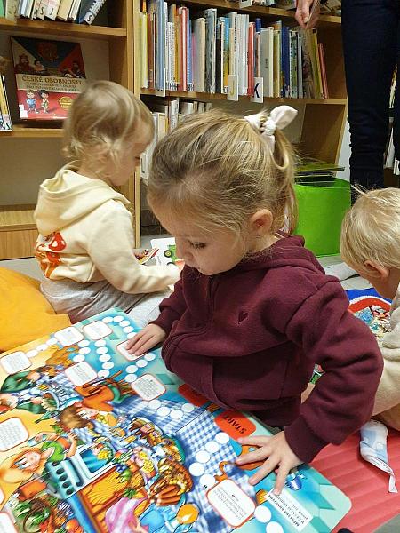 Střapatá smečka na Míru 3. 11. 2025, zdroj: Městská knihovna v Českém Krumlově, foto: Městská knihovna v Českém Krumlově (9/17)