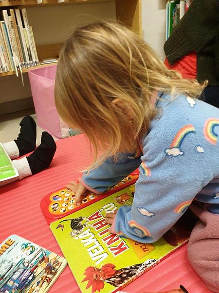 Střapatá smečka na Míru 3. 11. 2025, zdroj: Městská knihovna v Českém Krumlově, foto: Městská knihovna v Českém Krumlově (10/17)