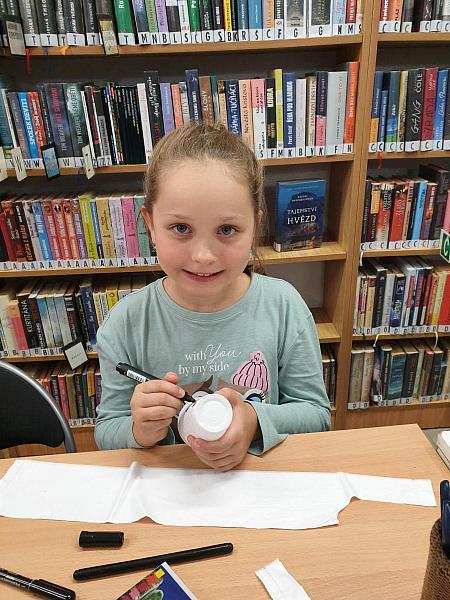 Halloweenské tvoření na Míru 23. 10. 2025, zdroj: Městská knihovna v Českém Krumlově, foto: Městská knihovna v Českém Krumlově (4/24)