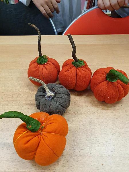 Halloweenské tvoření na Míru 23. 10. 2025, zdroj: Městská knihovna v Českém Krumlově, foto: Městská knihovna v Českém Krumlově (24/24)