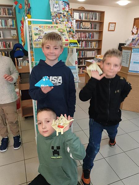 Návštěva druháčků ze ZŠ Za Nádražím na pobočce Mír, zdroj: Městská knihovna v Českém Krumlově, foto: Městská knihovna v Českém Krumlově (11/37)