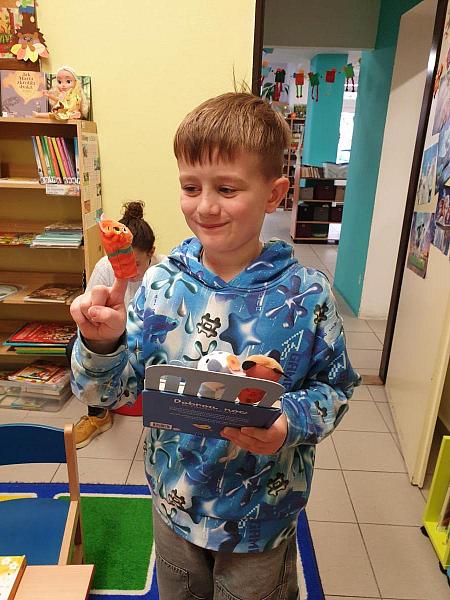 Návštěva druháčků ze ZŠ Za Nádražím na pobočce Mír, zdroj: Městská knihovna v Českém Krumlově, foto: Městská knihovna v Českém Krumlově (32/37)