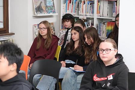 Čtenářské lekce - Koralina, zdroj: Městská knihovna v Českém Krumlově, foto: Městská knihovna v Českém Krumlově (16/25)