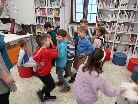 Barevná příšerka, zdroj: Městská knihovna v Českém Krumlově, foto: Městská knihovna v Českém Krumlově (10/28)