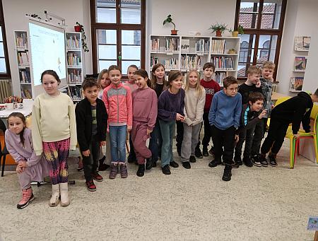 Vánoce 2025 v knihovně, zdroj: Městská knihovna v Českém Krumlově, foto: Městská knihovna v Českém Krumlově (2/141)