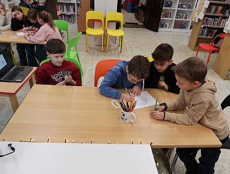 Vánoce 2025 v knihovně, zdroj: Městská knihovna v Českém Krumlově, foto: Městská knihovna v Českém Krumlově (4/141)