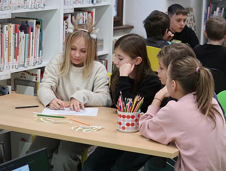 Vánoce 2025 v knihovně, zdroj: Městská knihovna v Českém Krumlově, foto: Městská knihovna v Českém Krumlově (7/141)