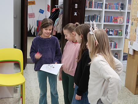 Vánoce 2025 v knihovně, zdroj: Městská knihovna v Českém Krumlově, foto: Městská knihovna v Českém Krumlově (12/141)