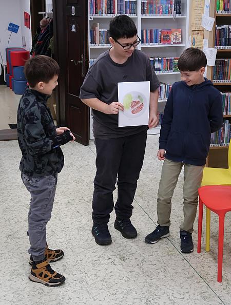 Vánoce 2025 v knihovně, zdroj: Městská knihovna v Českém Krumlově, foto: Městská knihovna v Českém Krumlově (40/141)