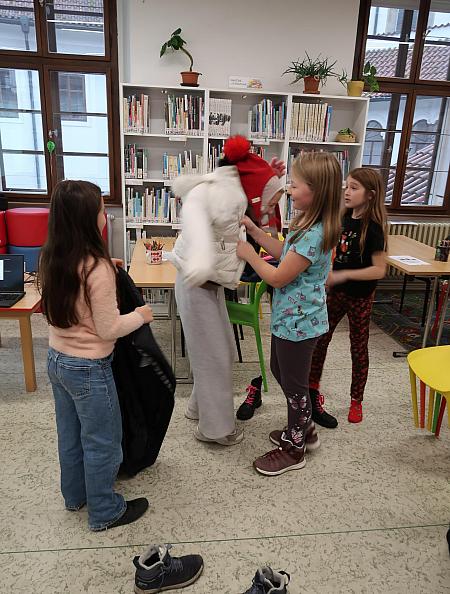 Vánoce 2025 v knihovně, zdroj: Městská knihovna v Českém Krumlově, foto: Městská knihovna v Českém Krumlově (47/141)