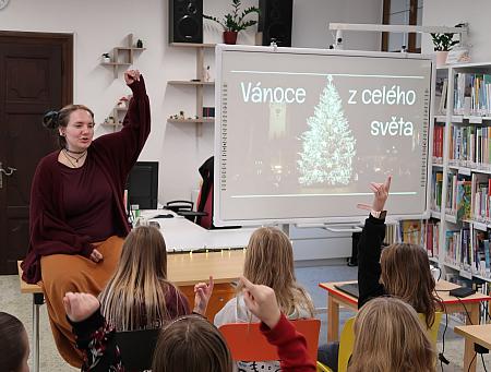 Vánoce 2025 v knihovně, zdroj: Městská knihovna v Českém Krumlově, foto: Městská knihovna v Českém Krumlově (53/141)