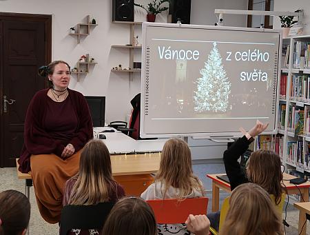 Vánoce 2025 v knihovně, zdroj: Městská knihovna v Českém Krumlově, foto: Městská knihovna v Českém Krumlově (54/141)