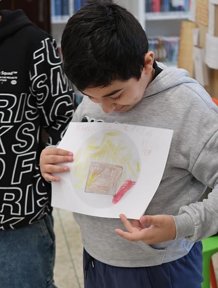 Vánoce 2025 v knihovně, zdroj: Městská knihovna v Českém Krumlově, foto: Městská knihovna v Českém Krumlově (80/141)