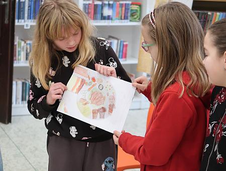 Vánoce 2025 v knihovně, zdroj: Městská knihovna v Českém Krumlově, foto: Městská knihovna v Českém Krumlově (82/141)