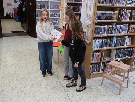 Vánoce 2025 v knihovně, zdroj: Městská knihovna v Českém Krumlově, foto: Městská knihovna v Českém Krumlově (85/141)