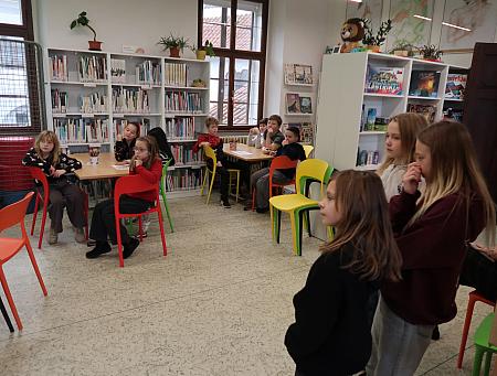 Vánoce 2025 v knihovně, zdroj: Městská knihovna v Českém Krumlově, foto: Městská knihovna v Českém Krumlově (86/141)