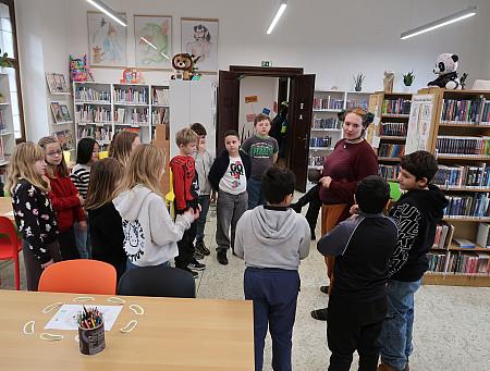 Vánoce 2025 v knihovně, zdroj: Městská knihovna v Českém Krumlově, foto: Městská knihovna v Českém Krumlově (88/141)