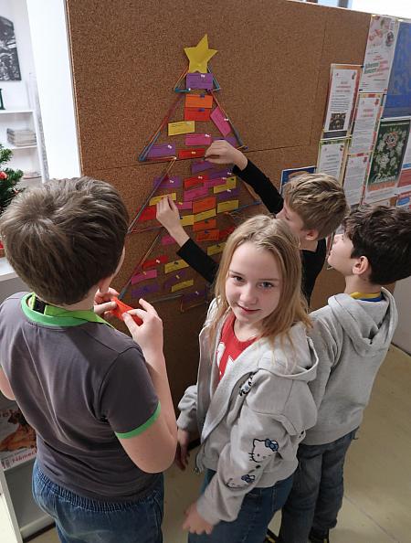 Vánoce 2025 v knihovně, zdroj: Městská knihovna v Českém Krumlově, foto: Městská knihovna v Českém Krumlově (103/141)