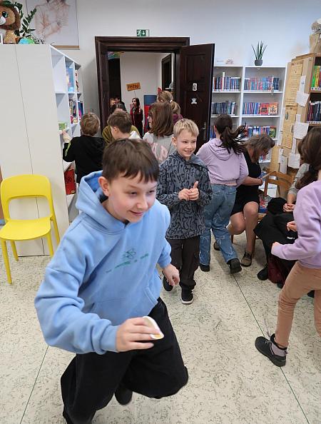 Vánoce 2025 v knihovně, zdroj: Městská knihovna v Českém Krumlově, foto: Městská knihovna v Českém Krumlově (108/141)