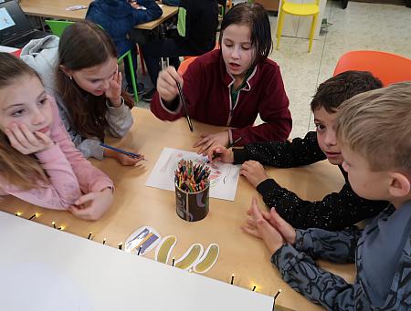 Vánoce 2025 v knihovně, zdroj: Městská knihovna v Českém Krumlově, foto: Městská knihovna v Českém Krumlově (120/141)