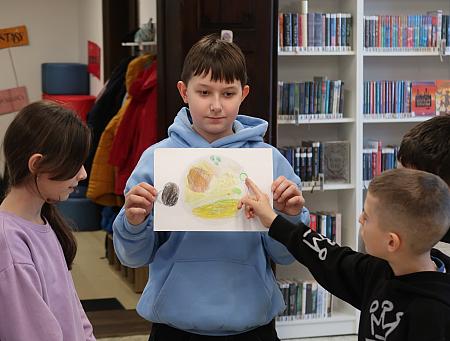 Vánoce 2025 v knihovně, zdroj: Městská knihovna v Českém Krumlově, foto: Městská knihovna v Českém Krumlově (131/141)