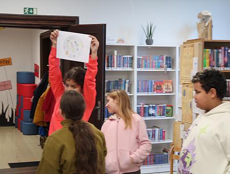 Vánoce 2025 v knihovně, zdroj: Městská knihovna v Českém Krumlově, foto: Městská knihovna v Českém Krumlově (132/141)