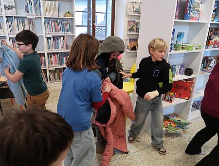 Vánoce 2025 v knihovně, zdroj: Městská knihovna v Českém Krumlově, foto: Městská knihovna v Českém Krumlově (135/141)