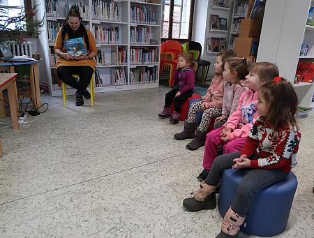 Vánoce 2025 v knihovně, zdroj: Městská knihovna v Českém Krumlově, foto: Městská knihovna v Českém Krumlově (3/31)