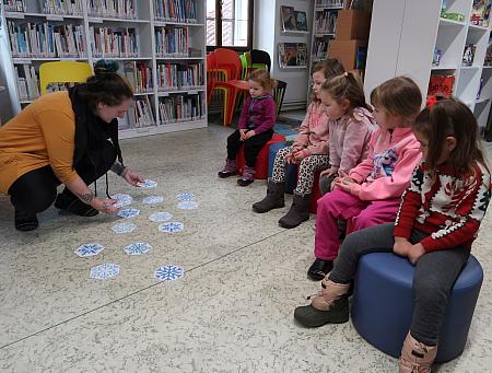 Vánoce 2025 v knihovně, zdroj: Městská knihovna v Českém Krumlově, foto: Městská knihovna v Českém Krumlově (5/31)