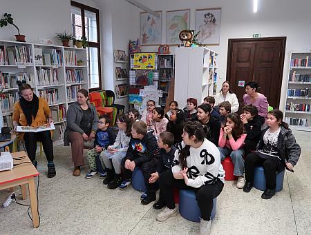 Vánoce 2025 v knihovně, zdroj: Městská knihovna v Českém Krumlově, foto: Městská knihovna v Českém Krumlově (14/31)