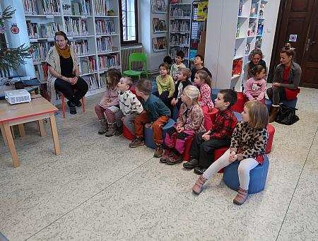 Vánoce 2025 v knihovně, zdroj: Městská knihovna v Českém Krumlově, foto: Městská knihovna v Českém Krumlově (16/31)