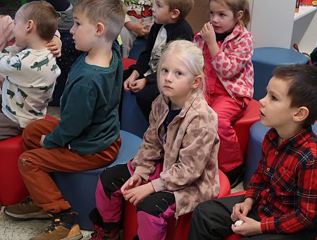 Vánoce 2025 v knihovně, zdroj: Městská knihovna v Českém Krumlově, foto: Městská knihovna v Českém Krumlově (29/31)