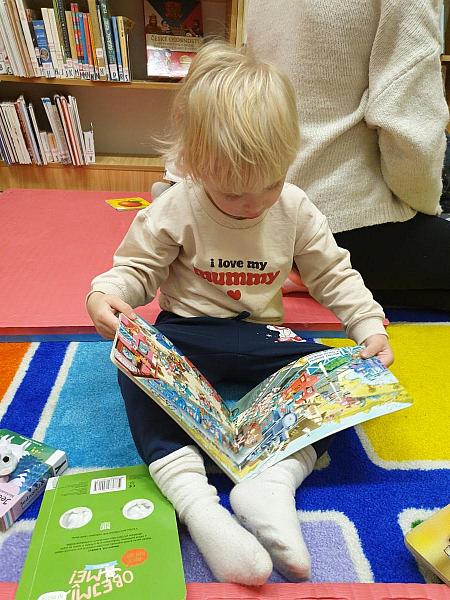 Letošní první návštěva DS Střapatá smečka, zdroj: Městská knihovna v Českém Krumlově, foto: Městská knihovna v Českém Krumlově (7/16)