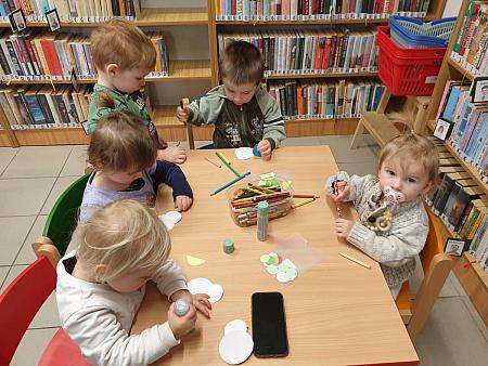 Lednová návštěva z RC Krumlík na pobočce Mír, zdroj: Městská knihovna v Českém Krumlově, foto: Městská knihovna v Českém Krumlově (9/19)