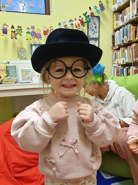 Únorová návštěva Střapaté smečky na pobočce Mír, zdroj: Městská knihovna v Českém Krumlově, foto: Městská knihovna v Českém Krumlově (6/19)