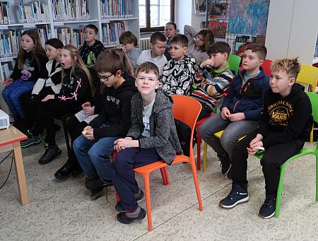 Hrrr na ně!, zdroj: Městská knihovna v Českém Krumlově, foto: Městská knihovna v Českém Krumlově (5/14)