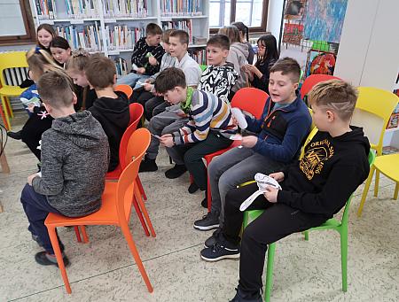 Hrrr na ně!, zdroj: Městská knihovna v Českém Krumlově, foto: Městská knihovna v Českém Krumlově (9/14)